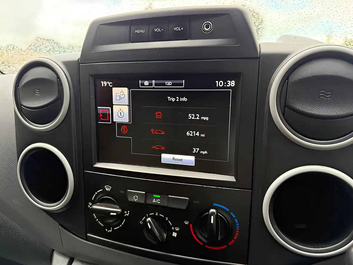 Used 2017 Citroen Berlingo Enterprise L1 White - Interior and Exterior details 20