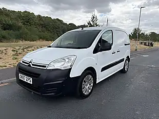 Used 2017 Citroen Berlingo Enterprise L1 White - Interior and Exterior details 6