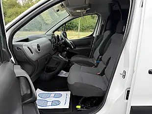 Used 2017 Citroen Berlingo Enterprise L1 White - Interior and Exterior details 7