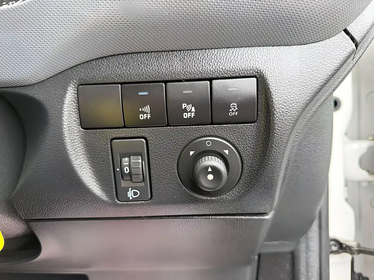 Used 2017 Citroen Berlingo Enterprise White - Interior and Exterior details 14