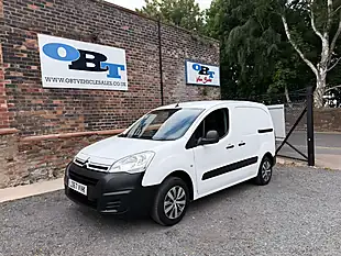 Used 2017 Citroen Berlingo Enterprise White - Interior and Exterior details 4