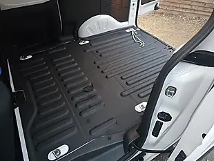 Used 2017 Citroen Berlingo Enterprise White - Interior and Exterior details 12