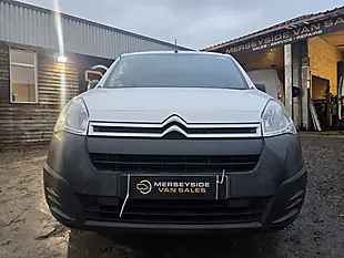 Used 2017 Citroen Berlingo Enterprise White - Interior and Exterior details 6