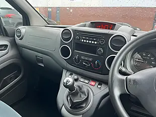 Used 2017 Citroen Berlingo Feel Multispace Grey - Interior and Exterior details 13