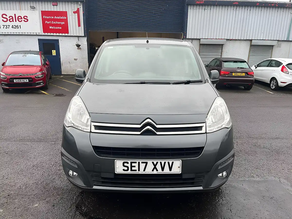 Used 2017 Citroen Berlingo Feel Multispace Grey - Interior and Exterior details 2
