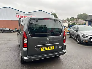 Used 2017 Citroen Berlingo Feel Multispace Grey - Interior and Exterior details 4