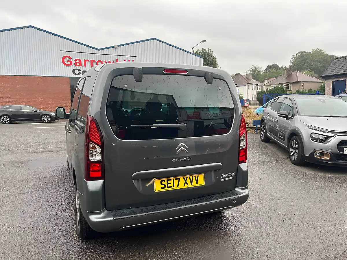 Used 2017 Citroen Berlingo Feel Multispace Grey - Interior and Exterior details 4