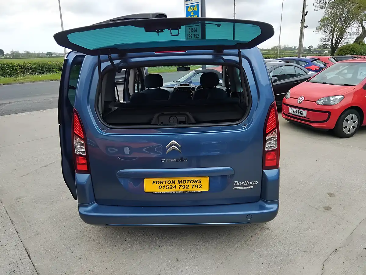 Used 2017 Citroen Berlingo Multispace Feel Blue - Interior and Exterior details 12
