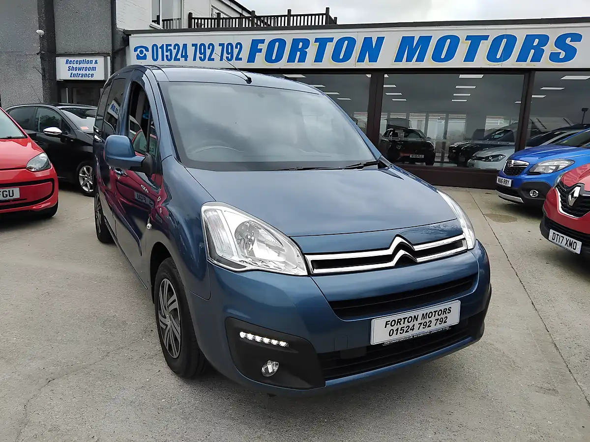 Used 2017 Citroen Berlingo Multispace Feel Blue - Interior and Exterior details 2