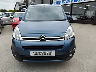 Used 2017 Citroen Berlingo Multispace Feel Blue - Interior and Exterior details 3