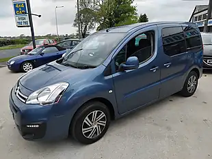 Used 2017 Citroen Berlingo Multispace Feel Blue - Interior and Exterior details 4
