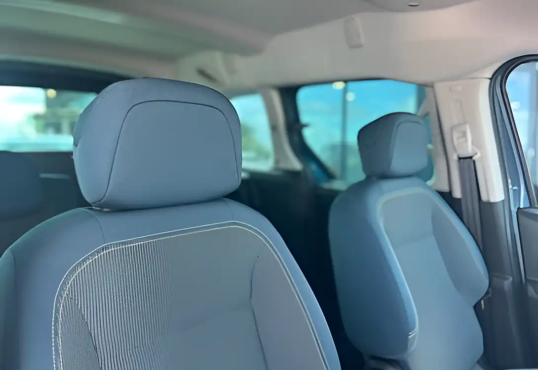 Used 2017 Citroen Berlingo Multispace Feel Blue - Interior and Exterior details 15