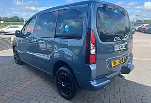 Used 2017 Citroen Berlingo Multispace Feel Blue - Interior and Exterior details 9
