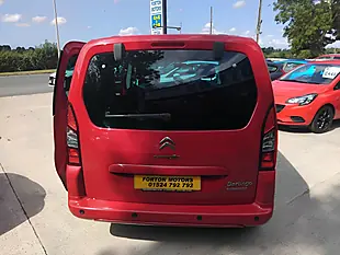 Used 2017 Citroen Berlingo Multispace Feel Red - Interior and Exterior details 10