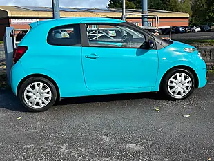 Used 2017 Citroen C1 Feel Blue - Interior and Exterior details 7