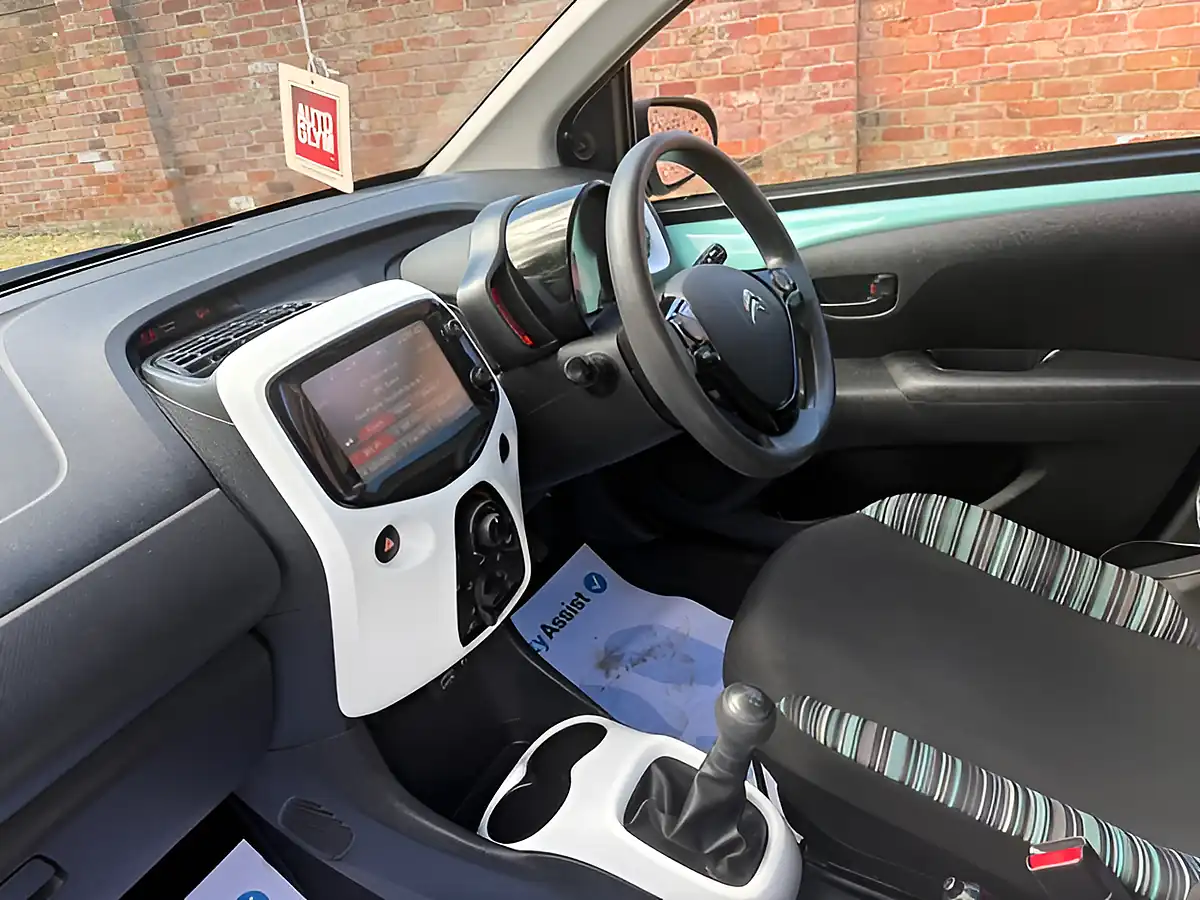 Used 2017 Citroen C1 Feel Edition Green - Interior and Exterior details 16