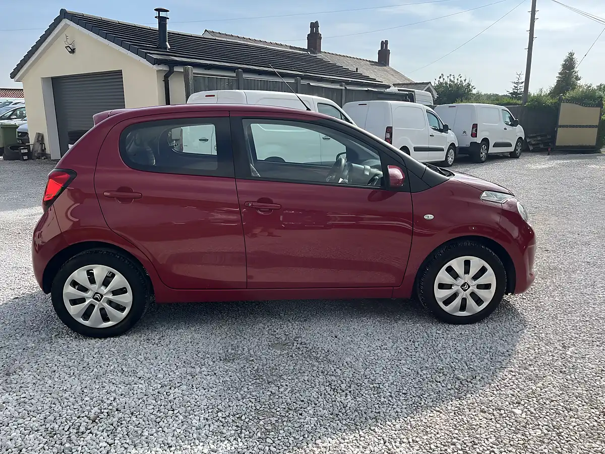 Used 2017 Citroen C1 Feel Red - Interior and Exterior details 9