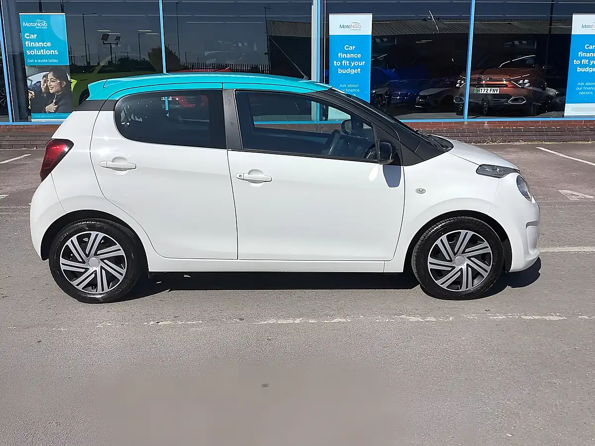 Used 2017 Citroen C1 Feel White - Interior and Exterior details 14