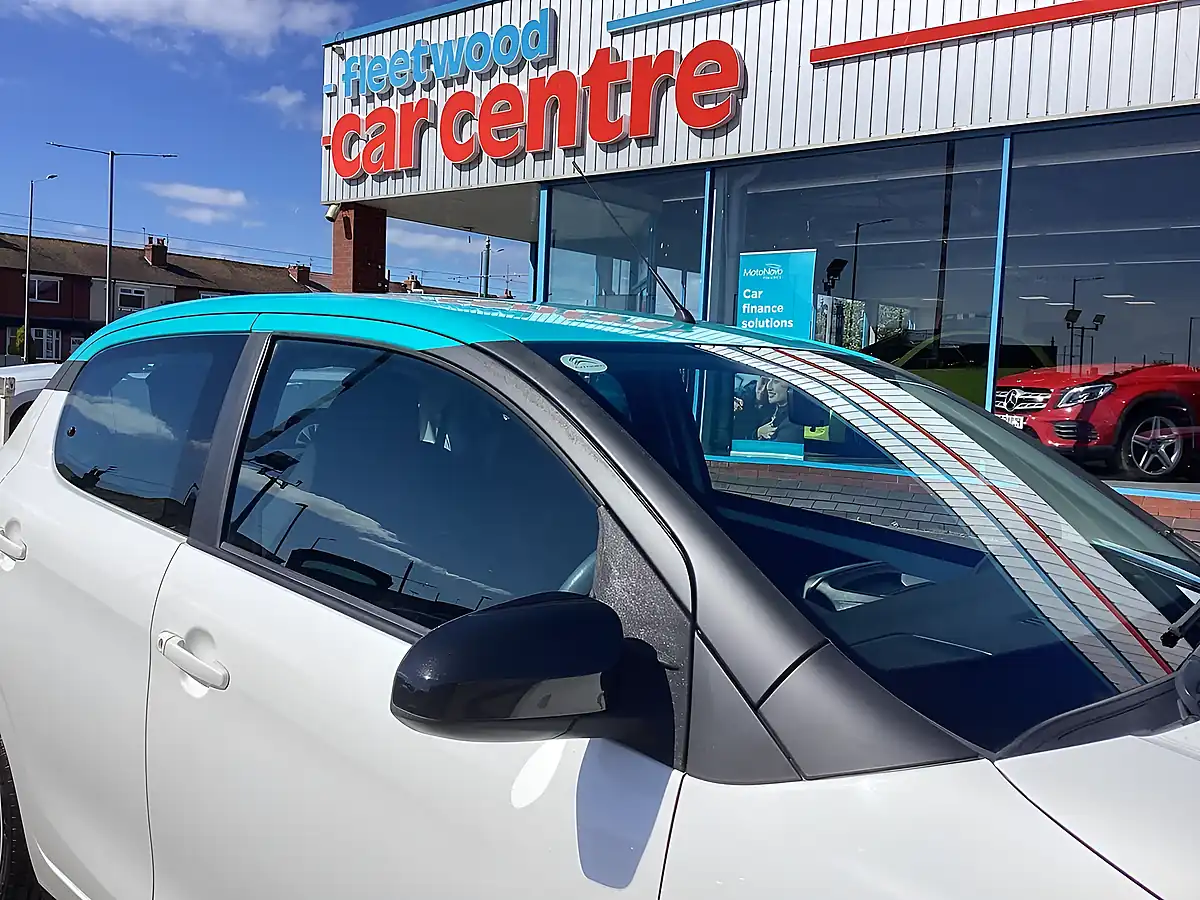 Used 2017 Citroen C1 Feel White - Interior and Exterior details 18
