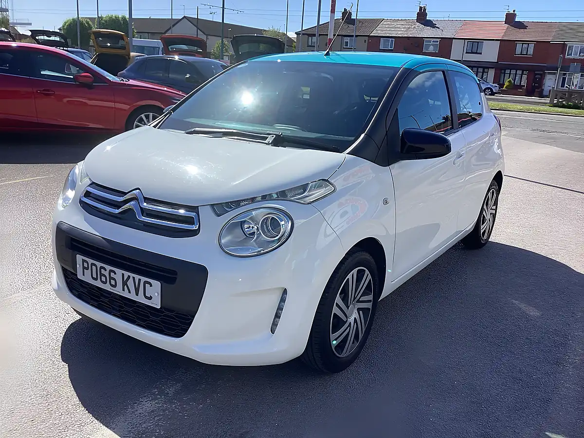 Used 2017 Citroen C1 Feel White - Interior and Exterior details 3
