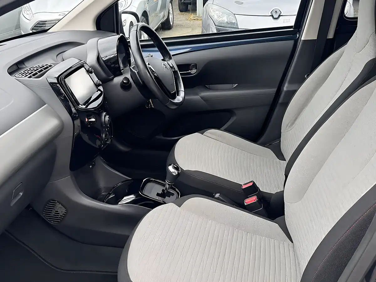 Used 2017 Citroen C1 Flair Blue - Interior and Exterior details 3
