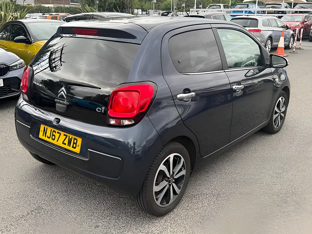 Used 2017 Citroen C1 Flair Blue - Interior and Exterior details 8
