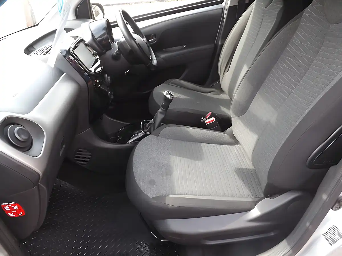 Used 2017 Citroen C1 Flair Grey - Interior and Exterior details 6
