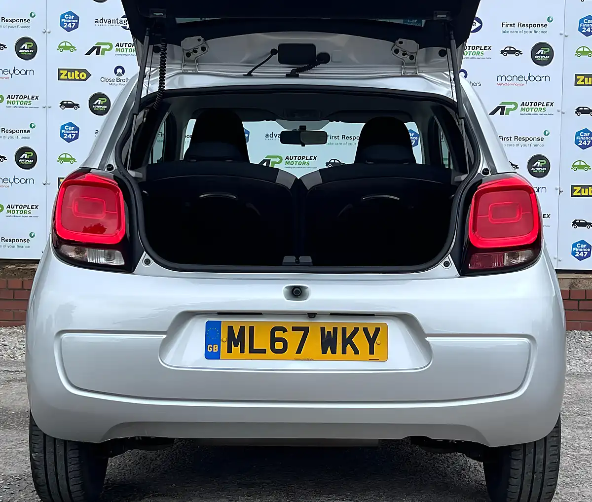 Used 2017 Citroen C1 Flair Grey - Interior and Exterior details 10