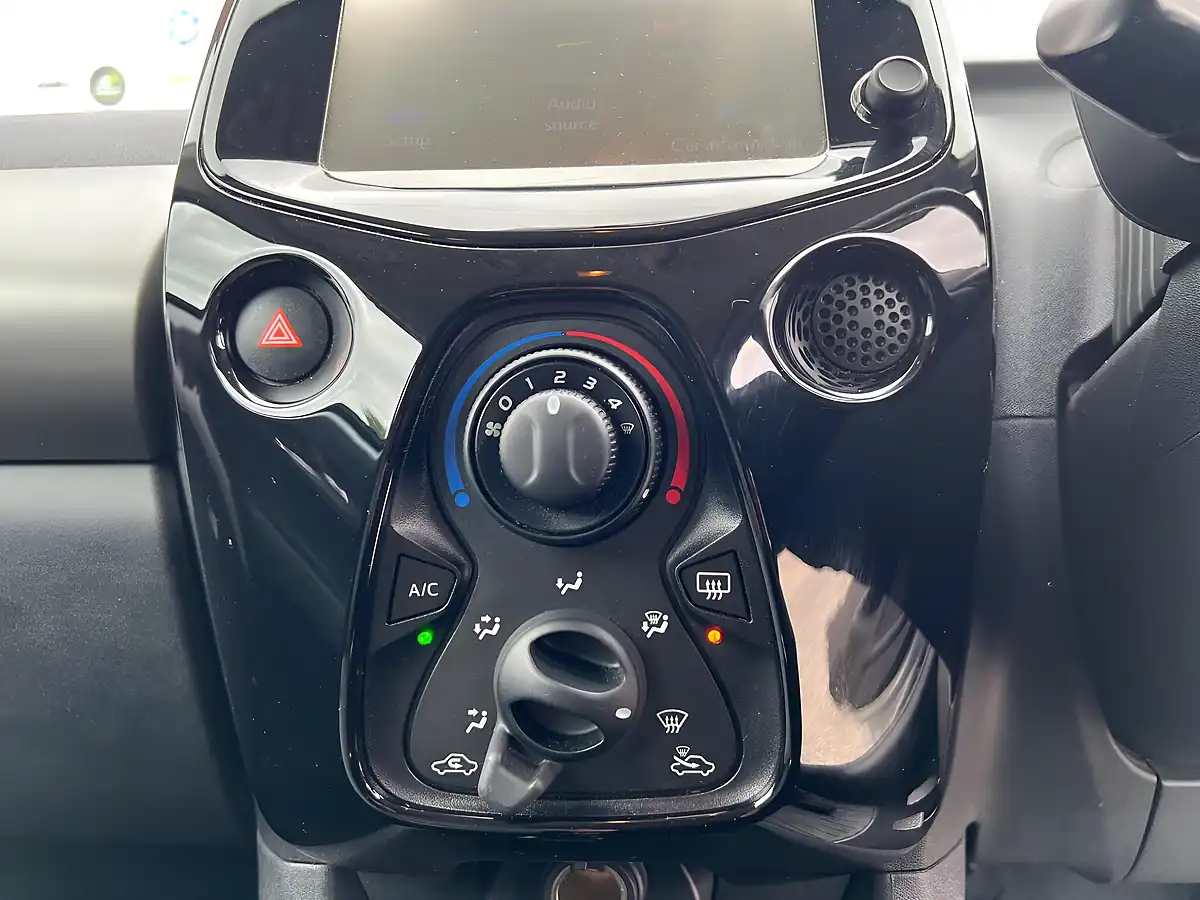 Used 2017 Citroen C1 Flair Grey - Interior and Exterior details 17
