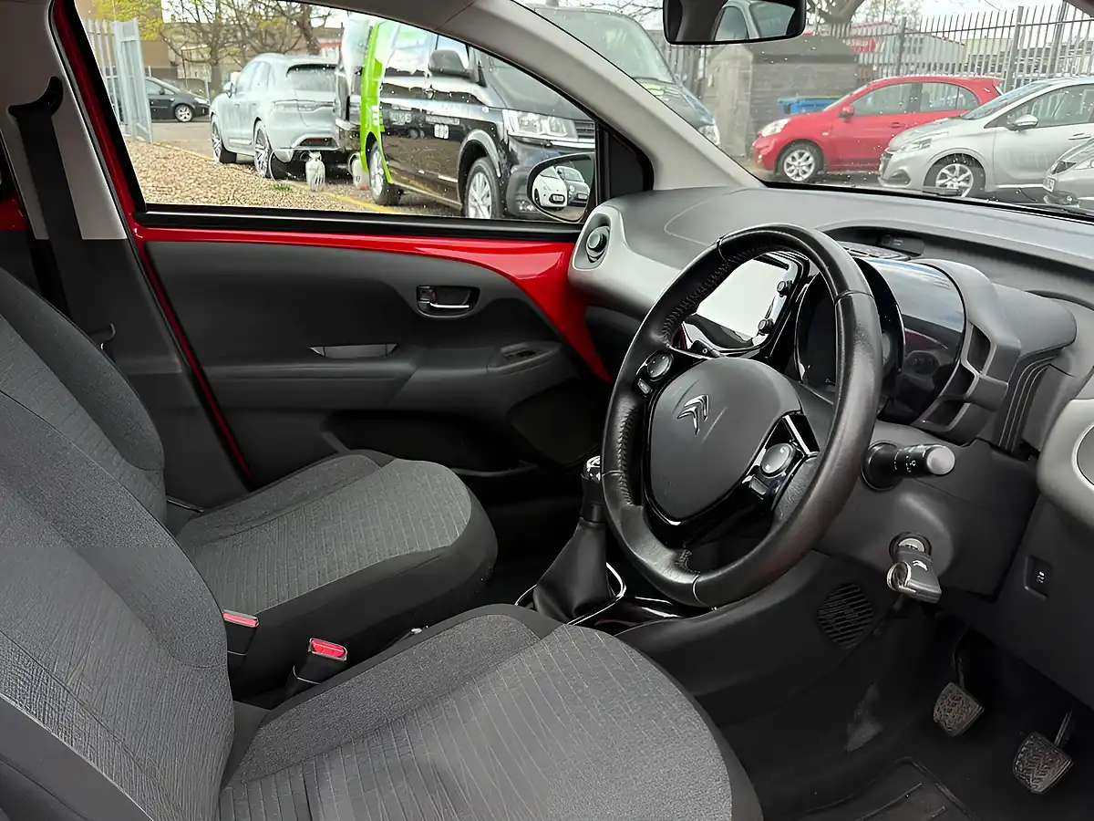 Used 2017 Citroen C1 Flair Red - Interior and Exterior details 6