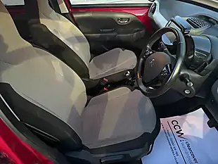 Used 2017 Citroen C1 Flair Red - Interior and Exterior details 14