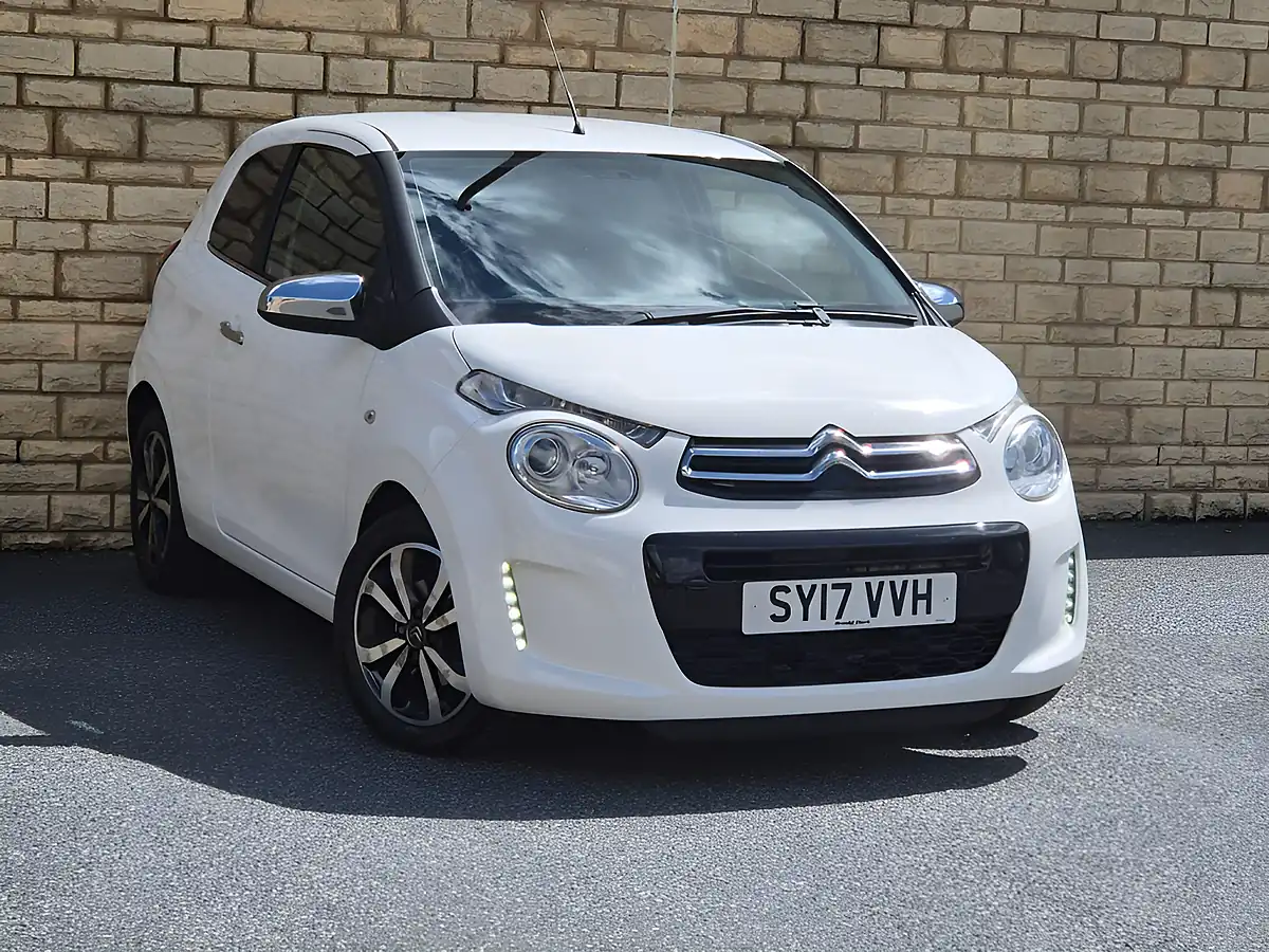 Used 2017 Citroen C1 Flair White - Front View
