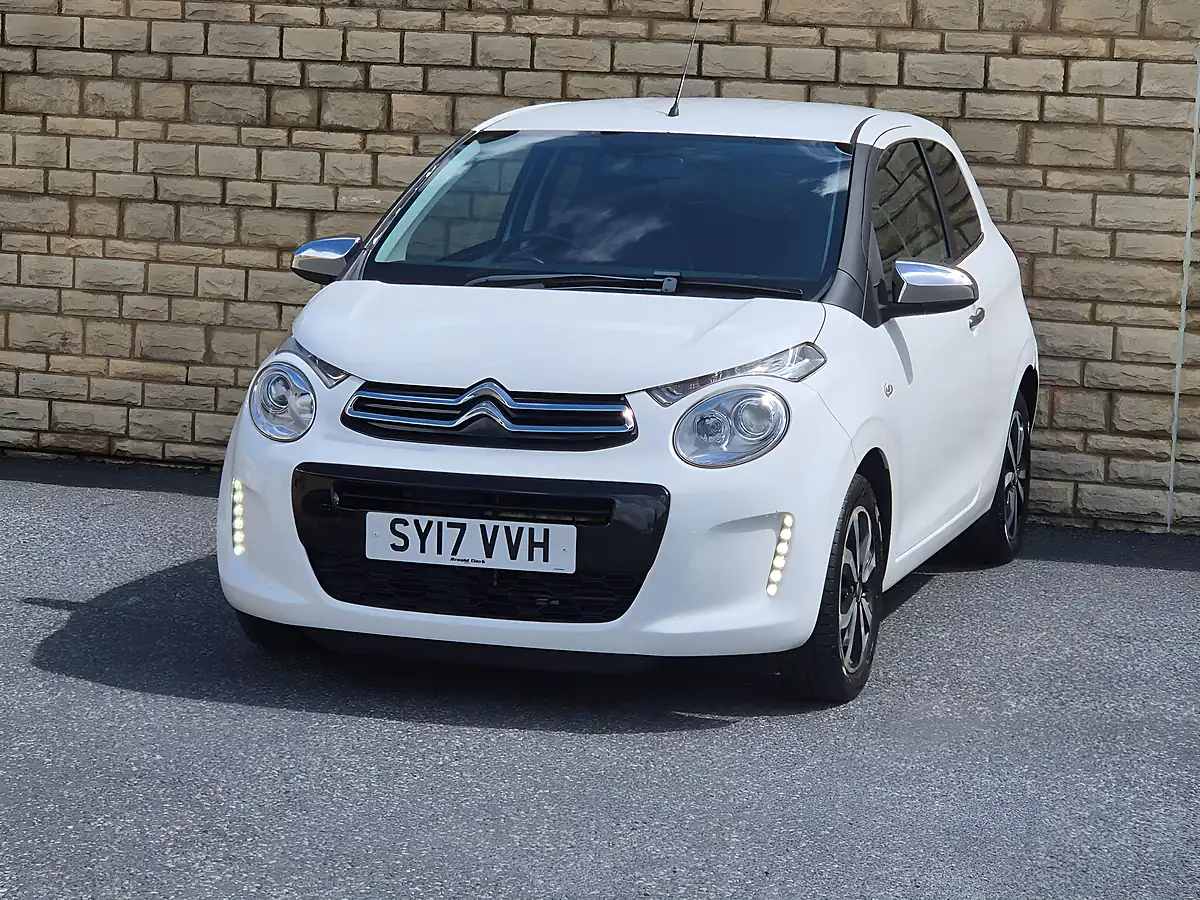 Used 2017 Citroen C1 Flair White - Interior and Exterior details 8