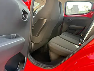 Used 2017 Citroen C1 Puretech Feel Red - Interior and Exterior details 7