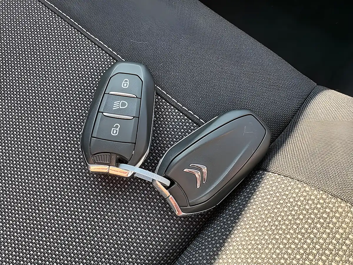 Used 2017 Citroen C3 Aircross Flair Black - Interior and Exterior details 20