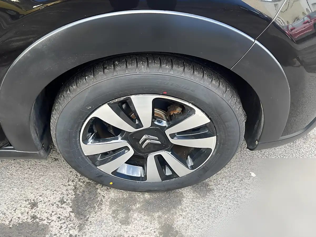 Used 2017 Citroen C3 Feel Black - Interior and Exterior details 9