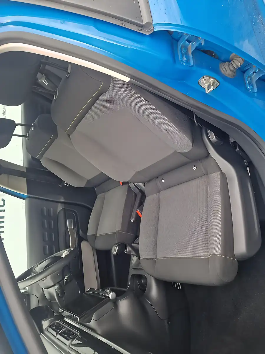 Used 2017 Citroen C3 Feel Blue - Interior and Exterior details 16