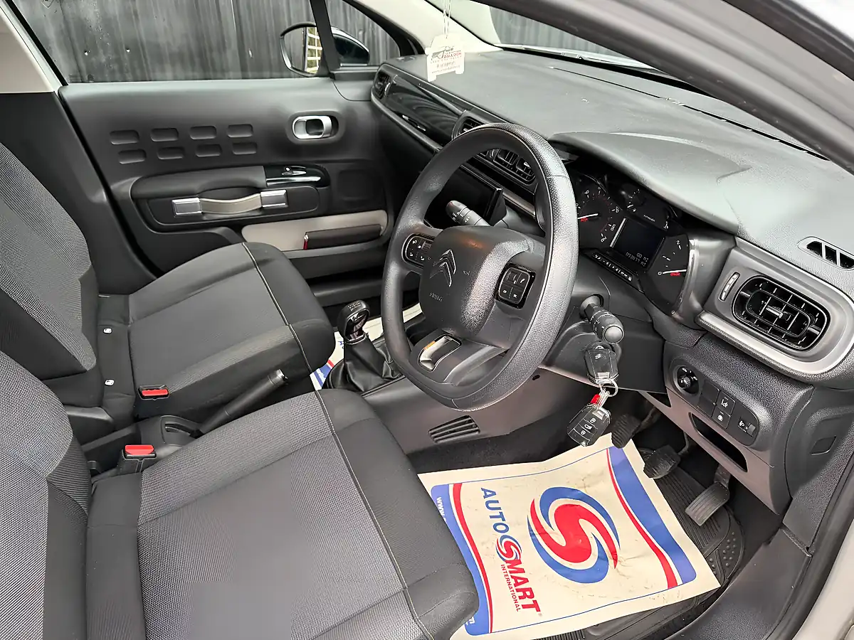 Used 2017 Citroen C3 Feel Silver - Interior and Exterior details 11