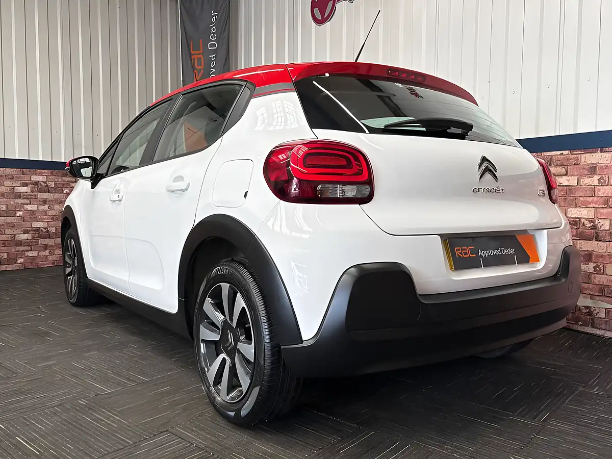 Used 2017 Citroen C3 Feel White - Interior and Exterior details 12