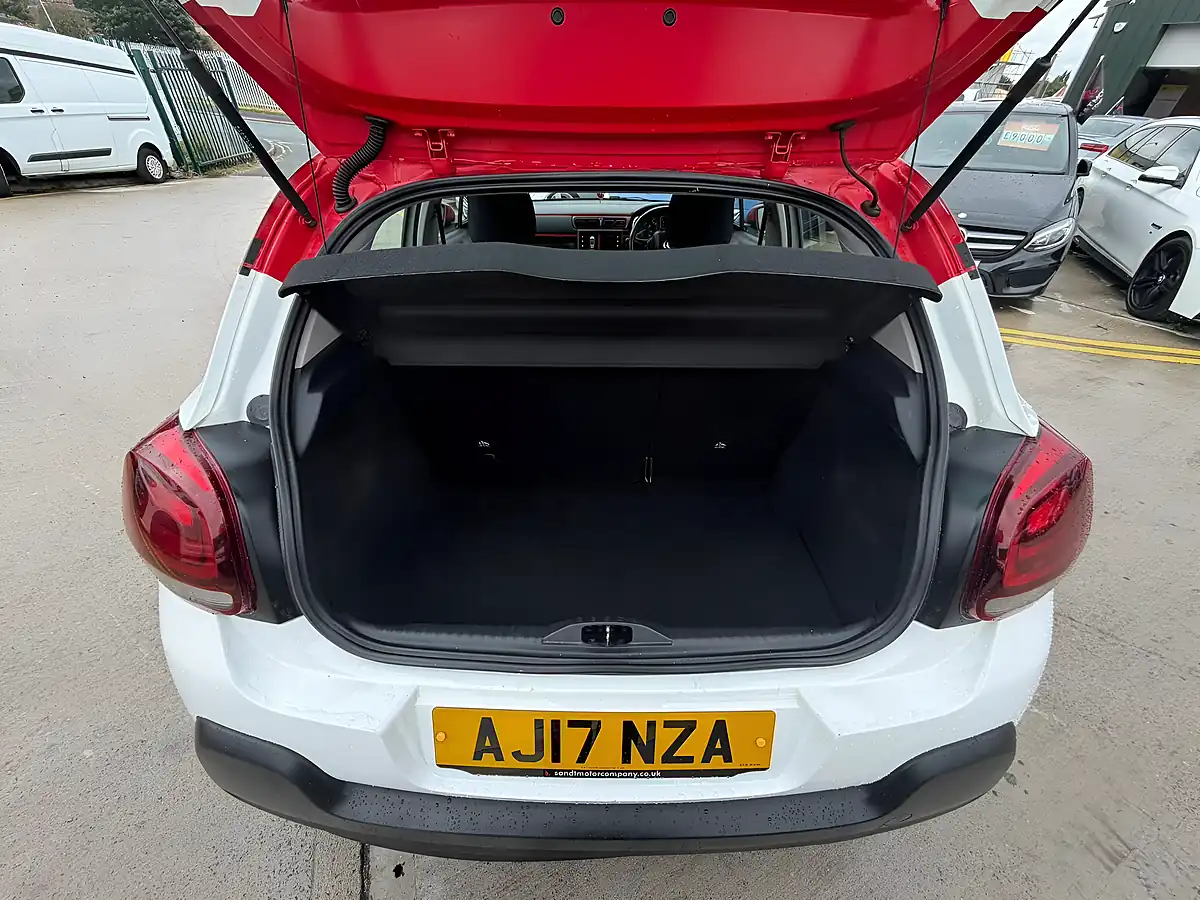 Used 2017 Citroen C3 Feel White - Interior and Exterior details 18