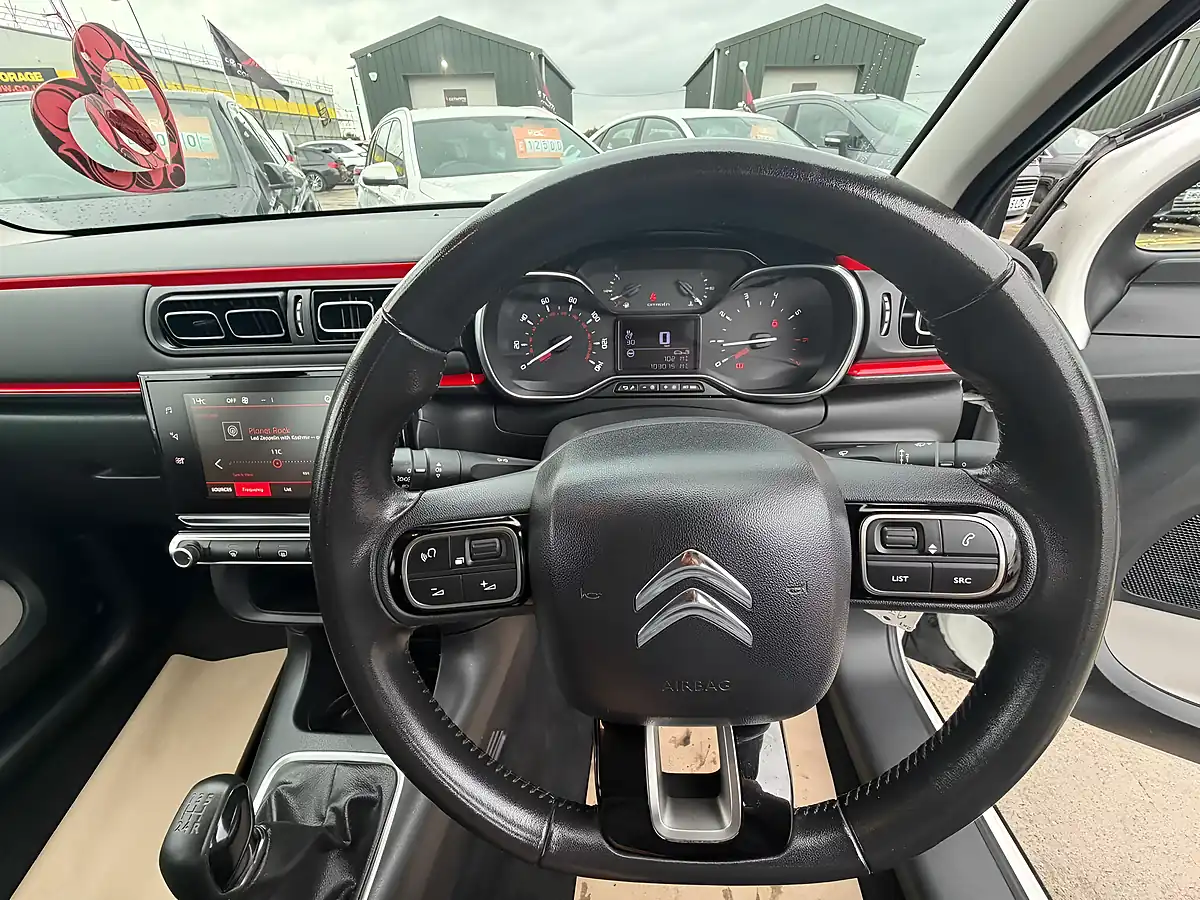 Used 2017 Citroen C3 Feel White - Interior and Exterior details 19