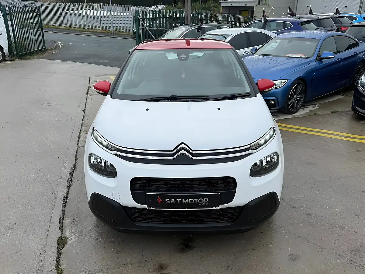 Used 2017 Citroen C3 Feel White - Interior and Exterior details 3