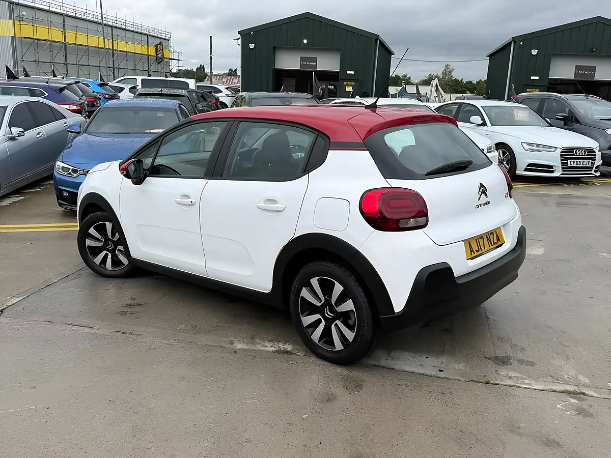 Used 2017 Citroen C3 Feel White - Interior and Exterior details 7