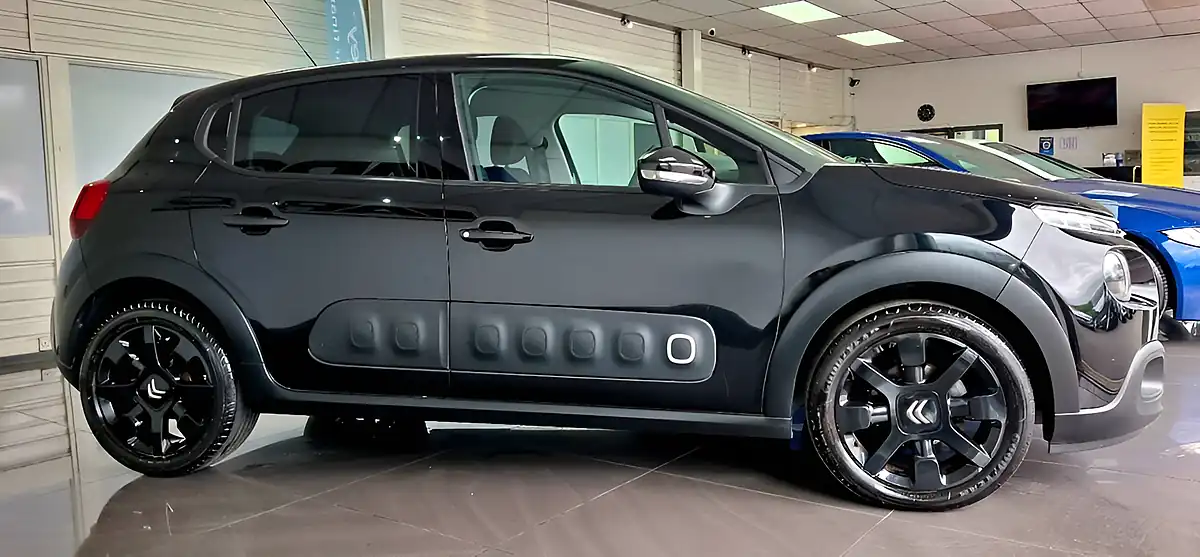 Used 2017 Citroen C3 Flair Black - Interior and Exterior details 7