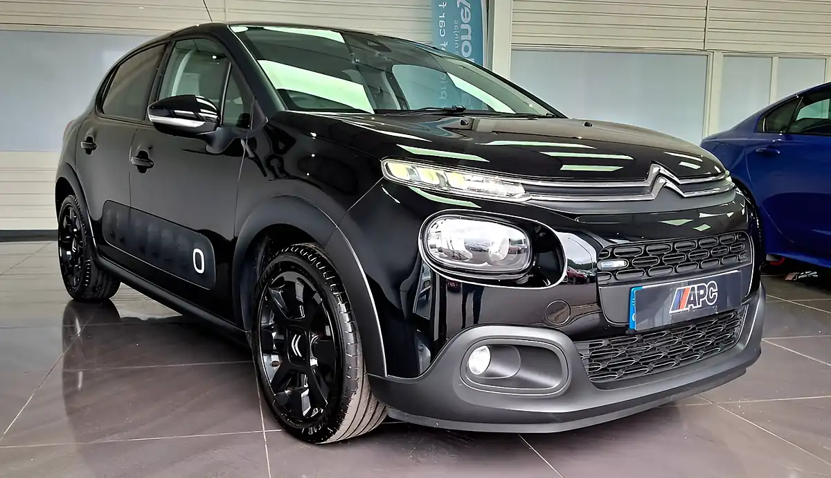 Used 2017 Citroen C3 Flair Black - Interior and Exterior details 8