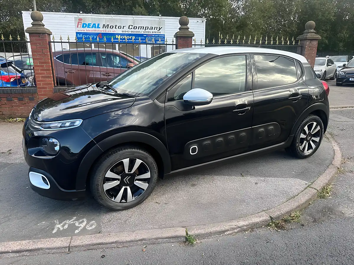 Used 2017 Citroen C3 Flair Black - Interior and Exterior details 9