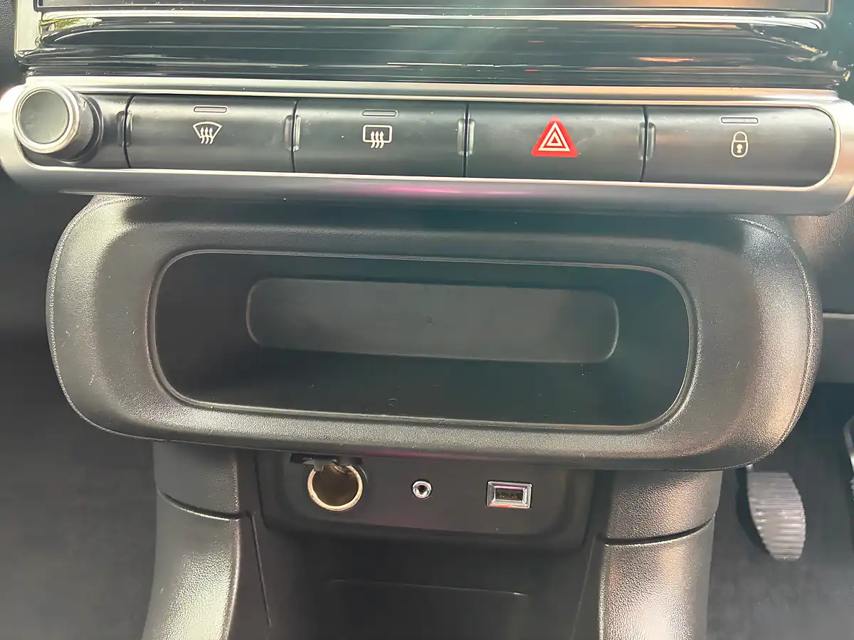 Used 2017 Citroen C3 Flair Black - Interior and Exterior details 13
