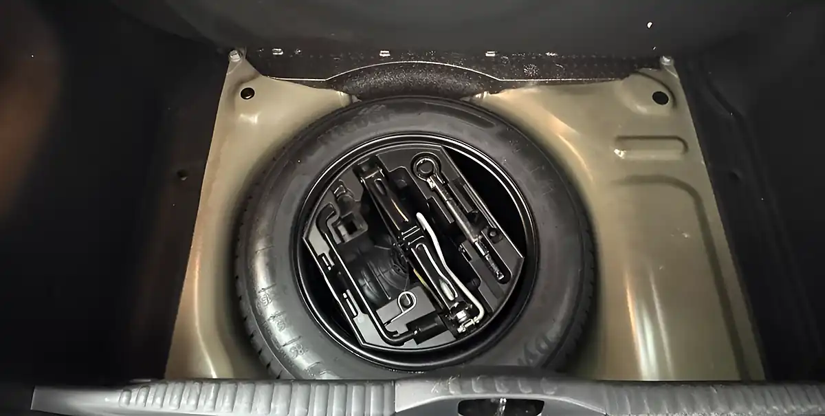 Used 2017 Citroen C3 Flair Black - Interior and Exterior details 19