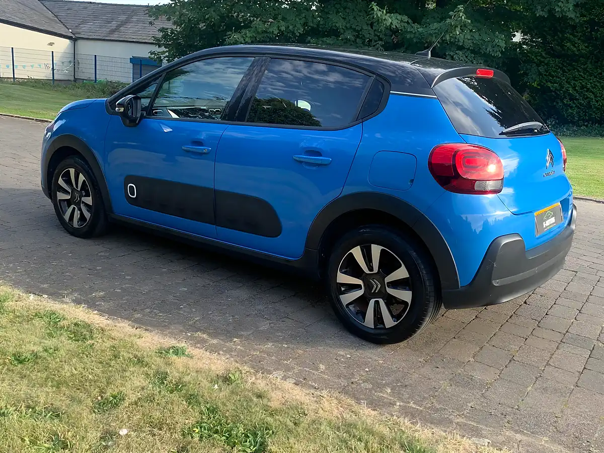 Used 2017 Citroen C3 Flair Blue - Interior and Exterior details 12