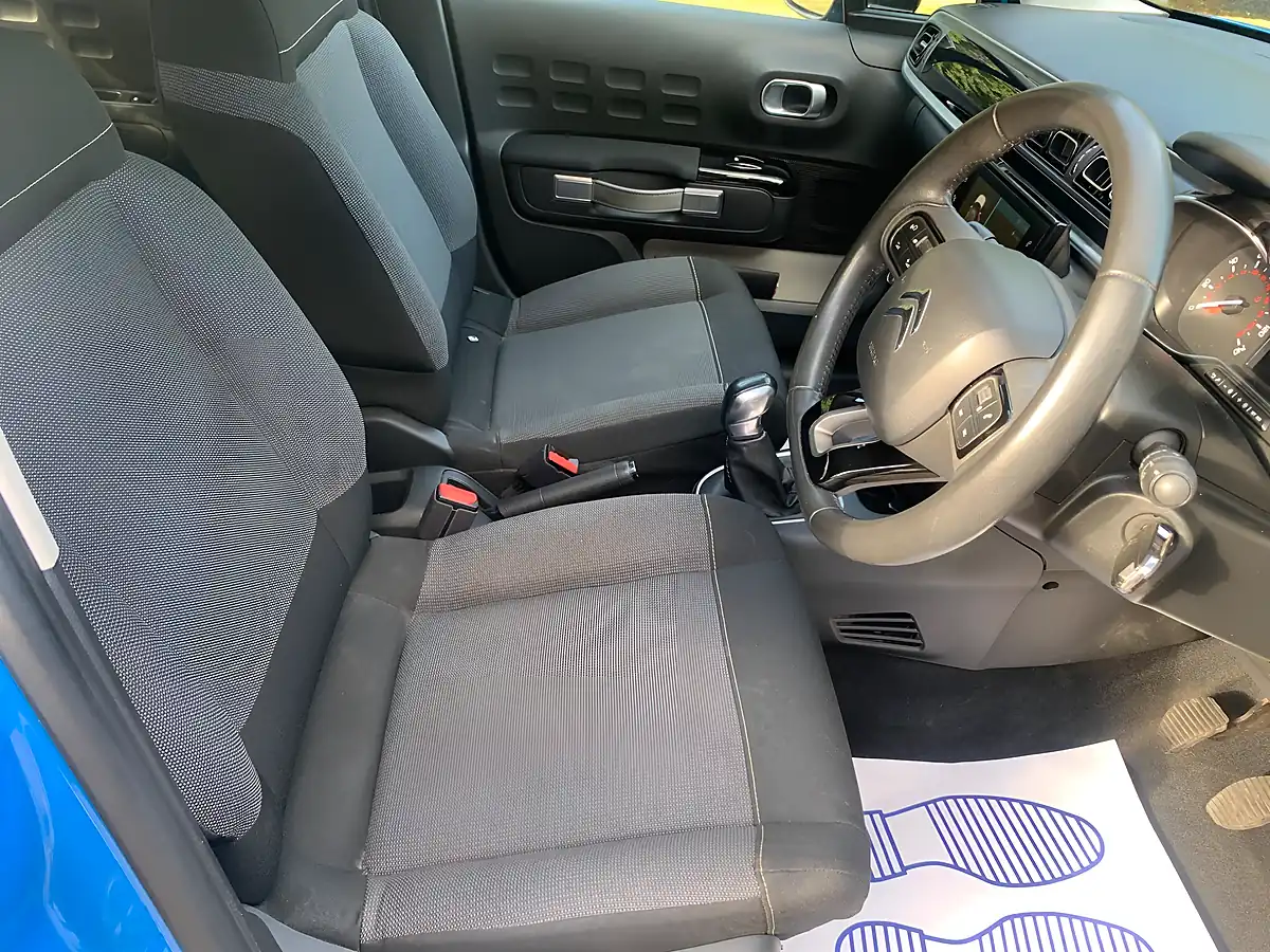 Used 2017 Citroen C3 Flair Blue - Interior and Exterior details 15